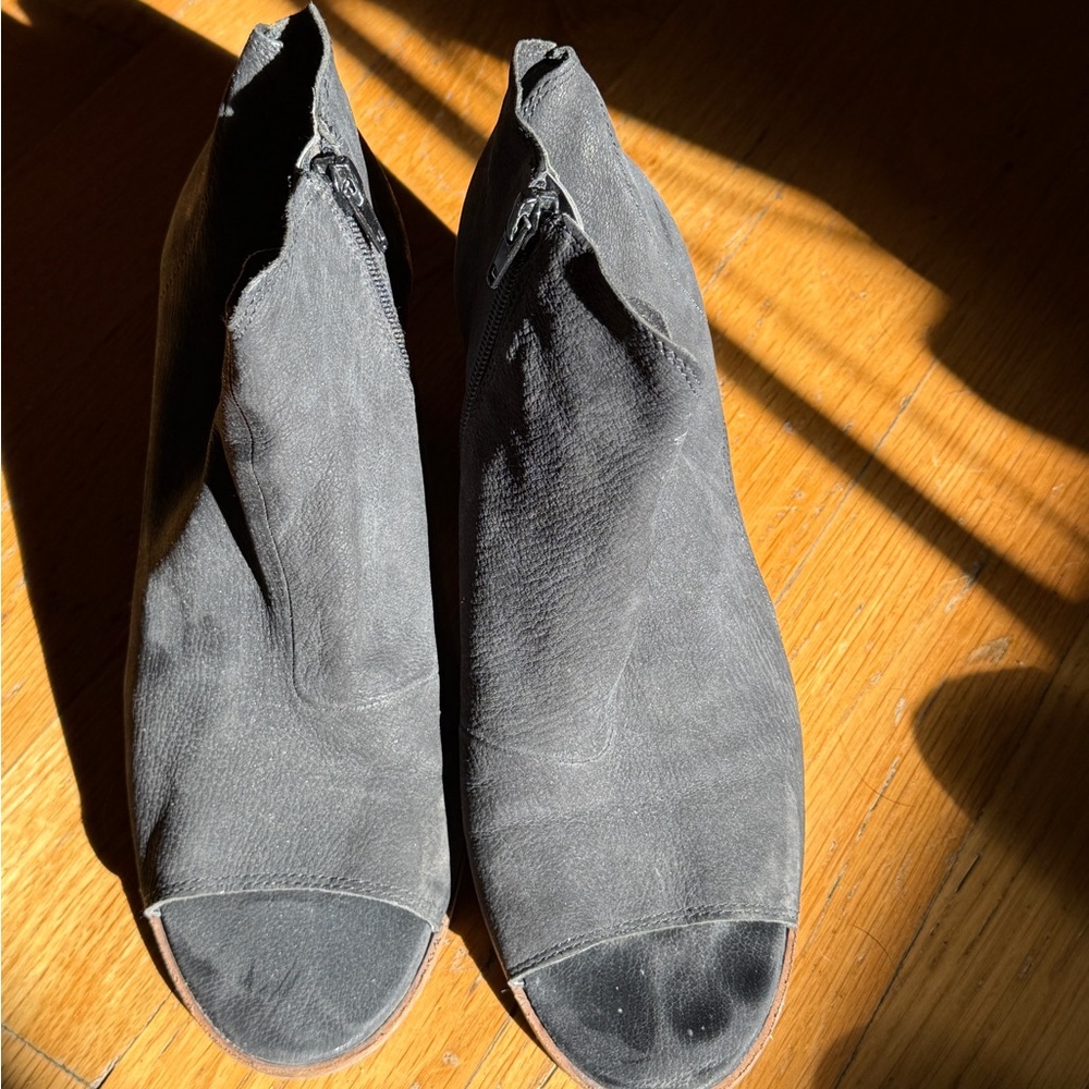 Lucky Brand Open-Toe Shoes